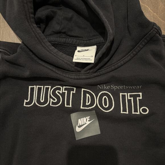 Nike Hoodie Youth Small Just Do It Sportswear Pullover Sweatshirt DD8660-010 - Picture 3 of 8